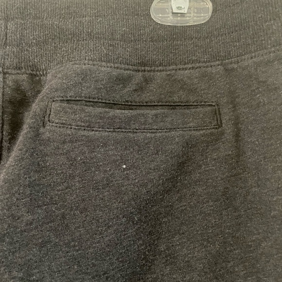 Eddie Bauer gray sweatpants, XS, but roomie! - Picture 4 of 9